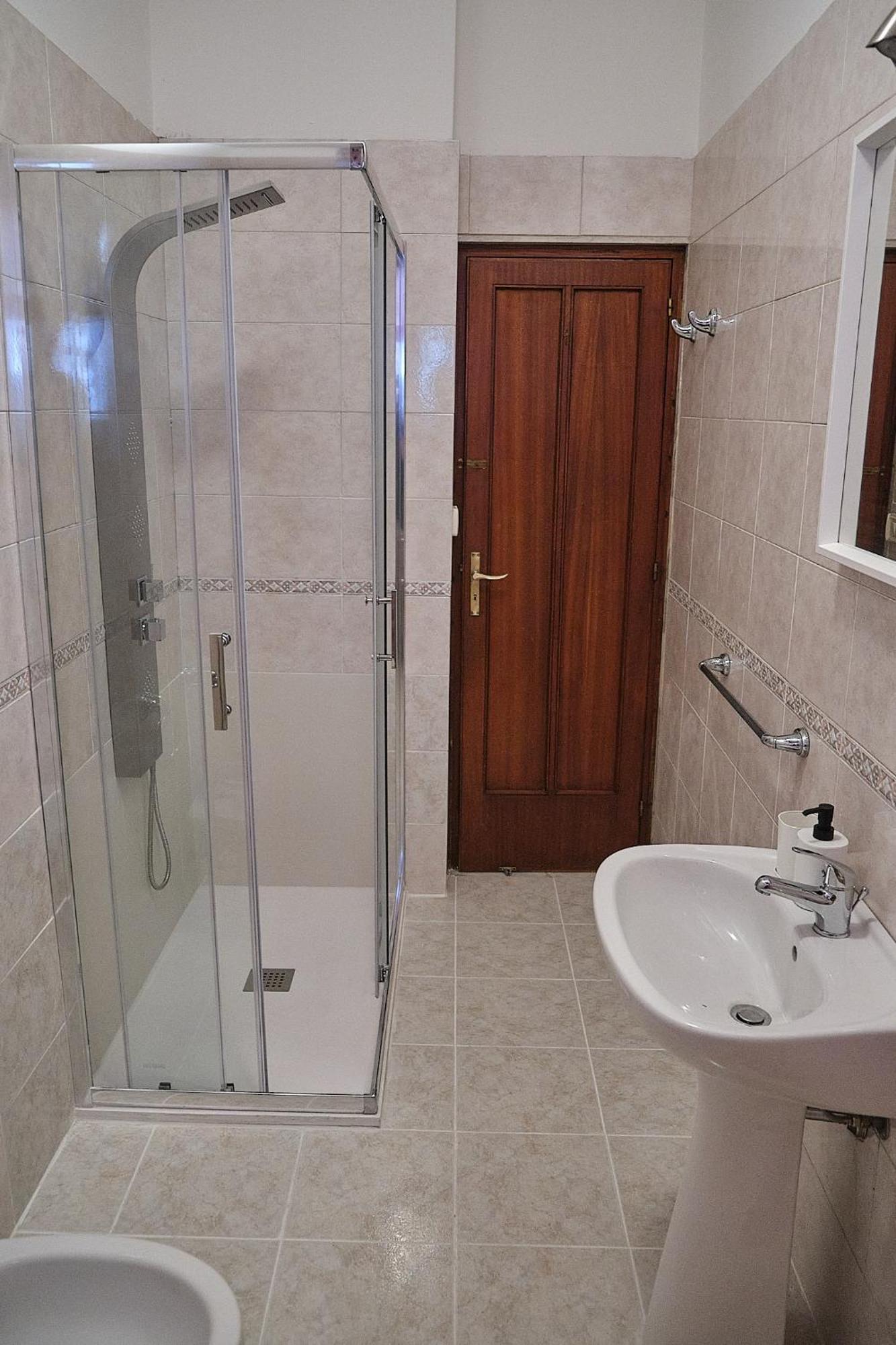 Kamila Guest House باري الغرفة الصورة
